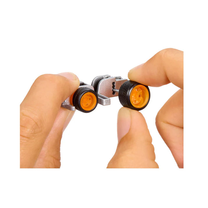 CarTuned Mainline Series 1 Custom Model Kit - 1956 Chevy Nomad 531340