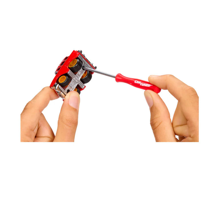 CarTuned Mainline Series 1 Custom Model Kit - 1956 Chevy Nomad 531340