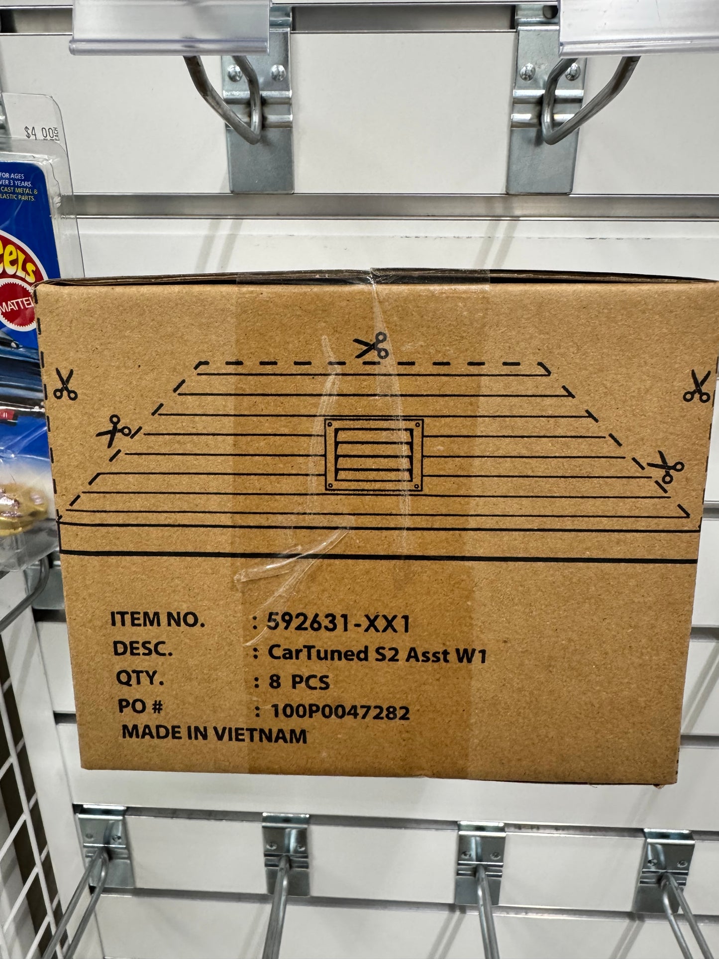 Car-Tuned Assortment Green Series 2 Case 8 Pack Sealed 592631-XX1