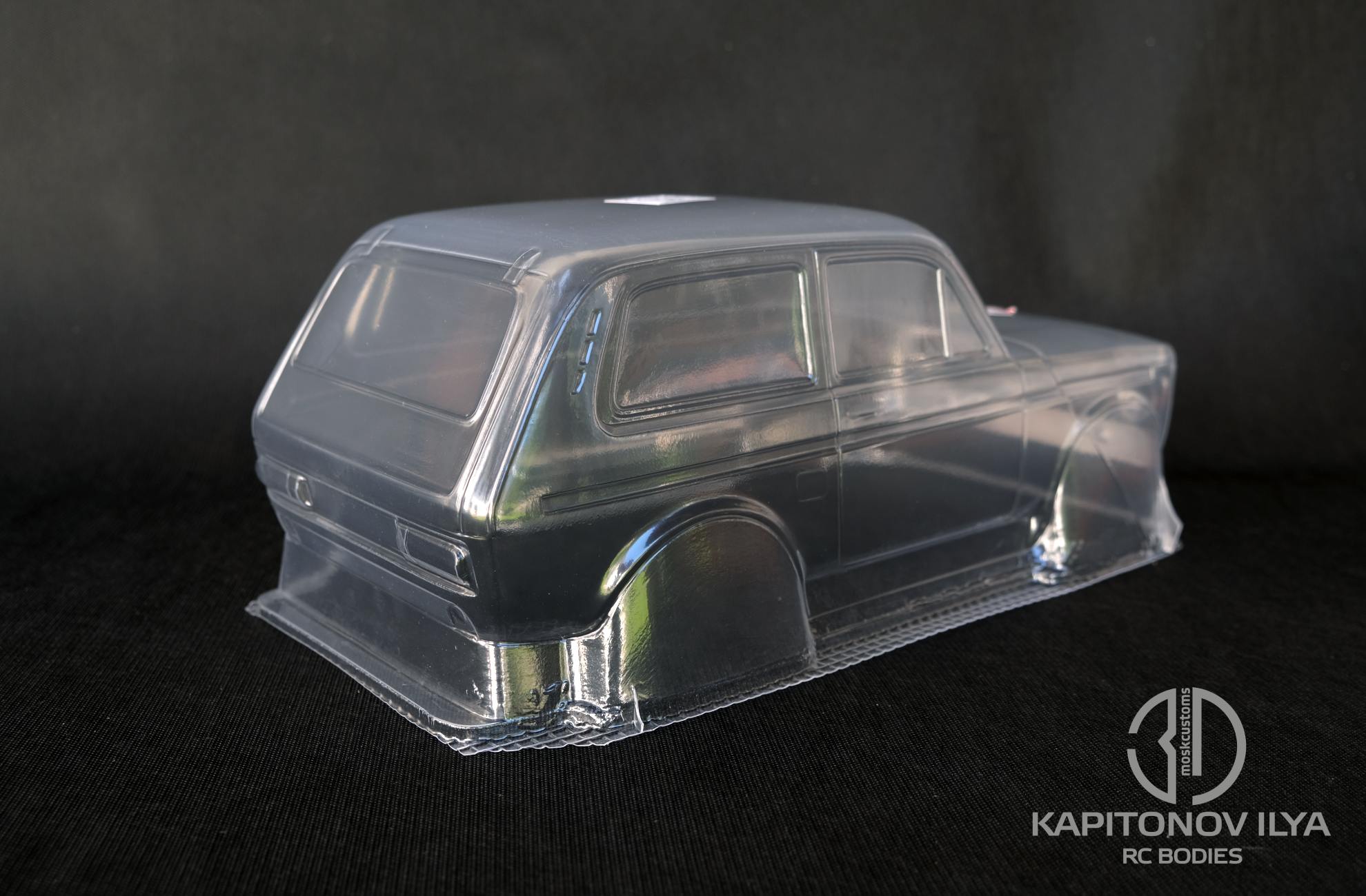 LADA NIVA RC body 252mm scaler lexan MST Skunks Hobbies