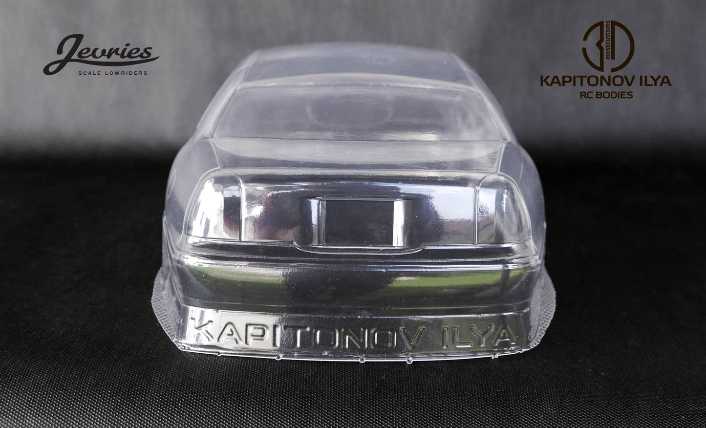 Pre Order Lincoln Town Car '98 RC body Lowrider 1:10