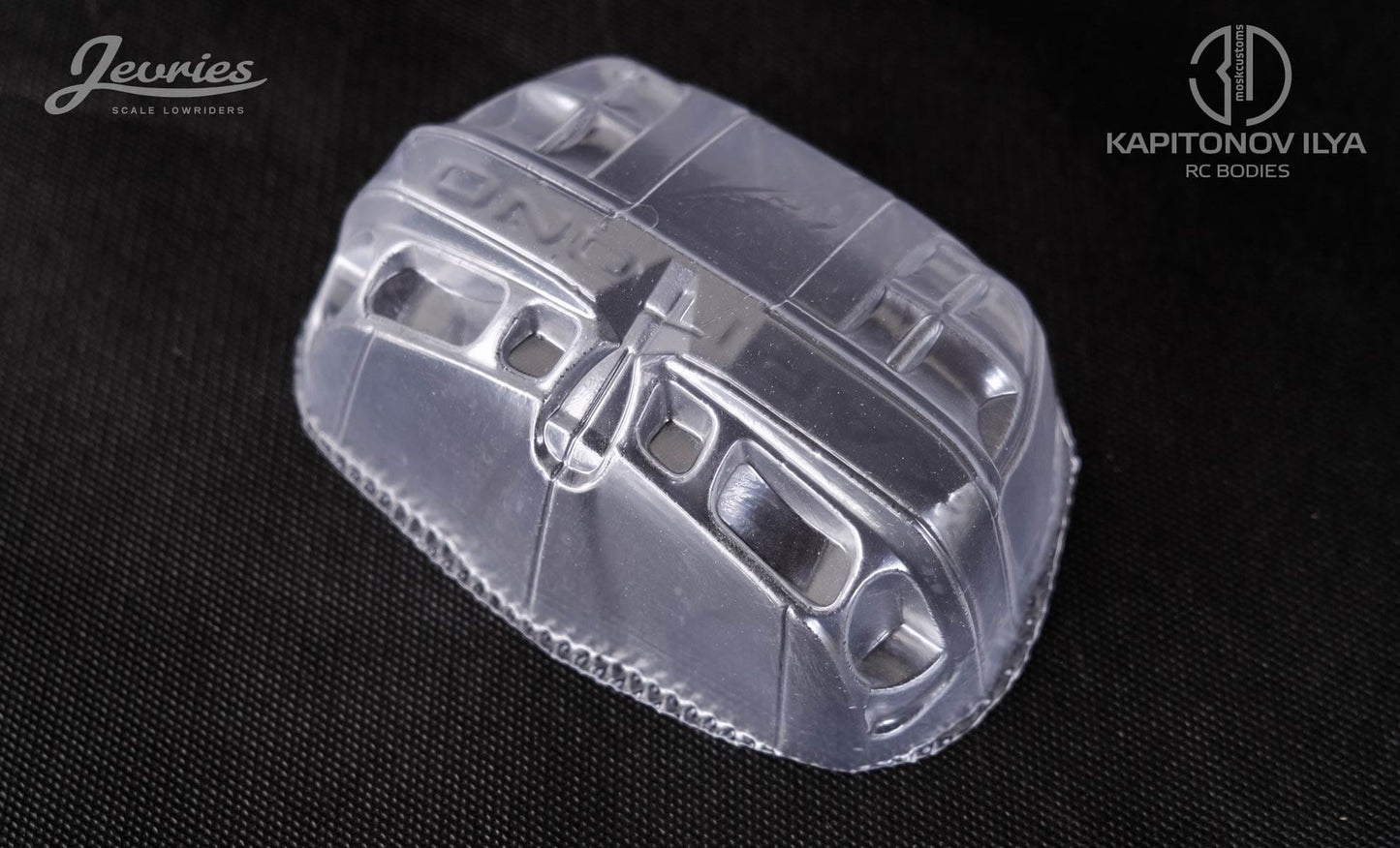 Pre Order Lincoln Town Car '98 RC body Lowrider 1:10