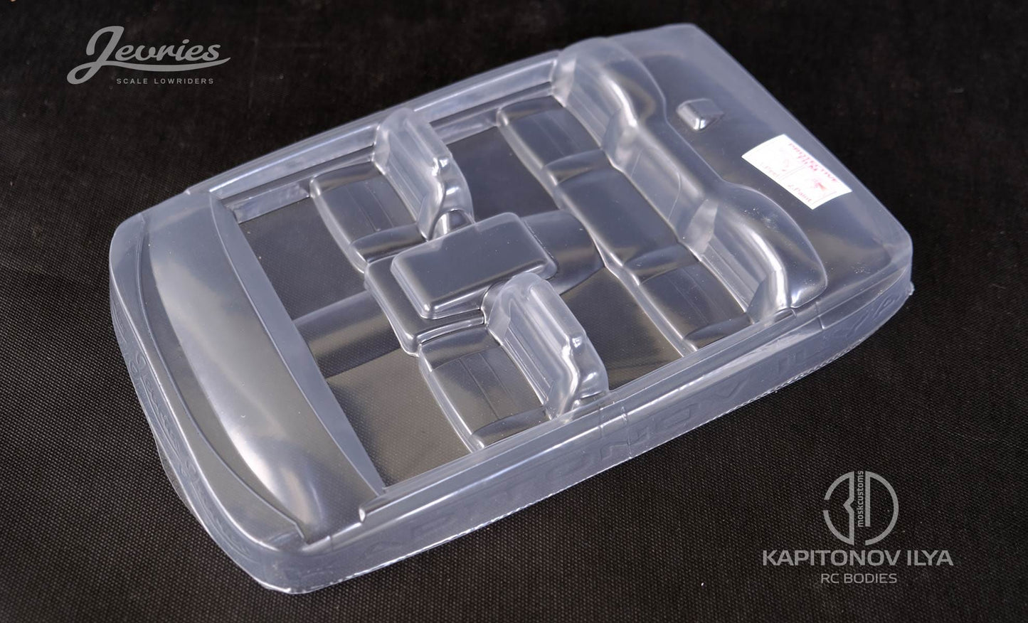 Pre Order Lincoln Town Car '98 RC body Lowrider 1:10