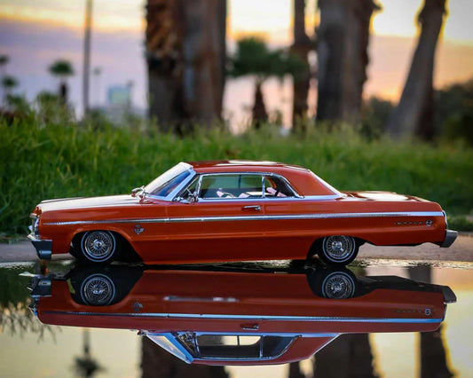Redcat SixtyFour-18 1964 Chevrolet Impala SS 1/18 Hopping Lowrider Orange RER44938